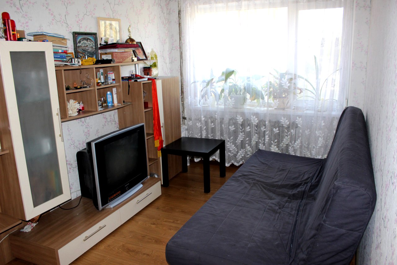 �������